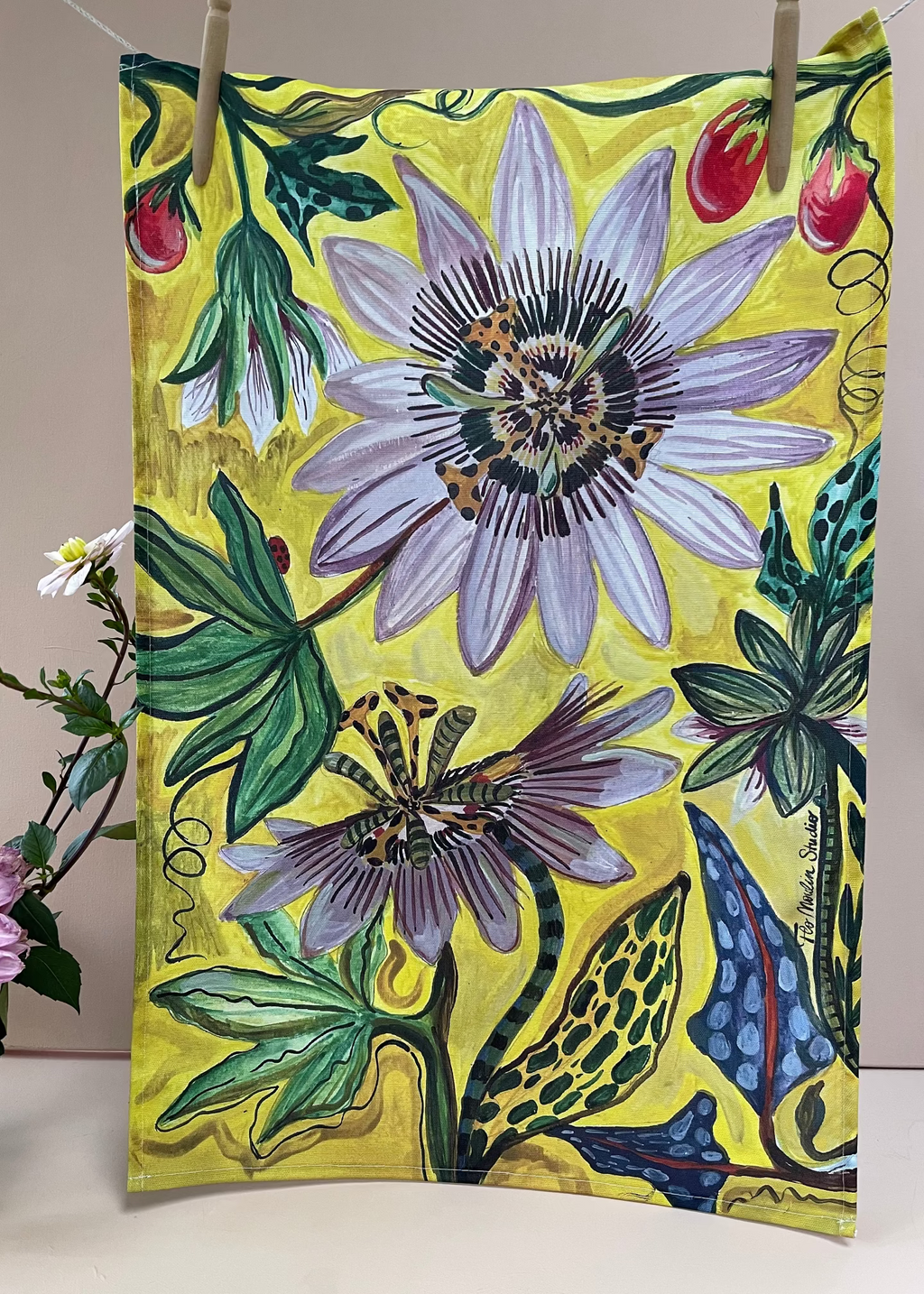 Pasionaria Yellow Tea Towel