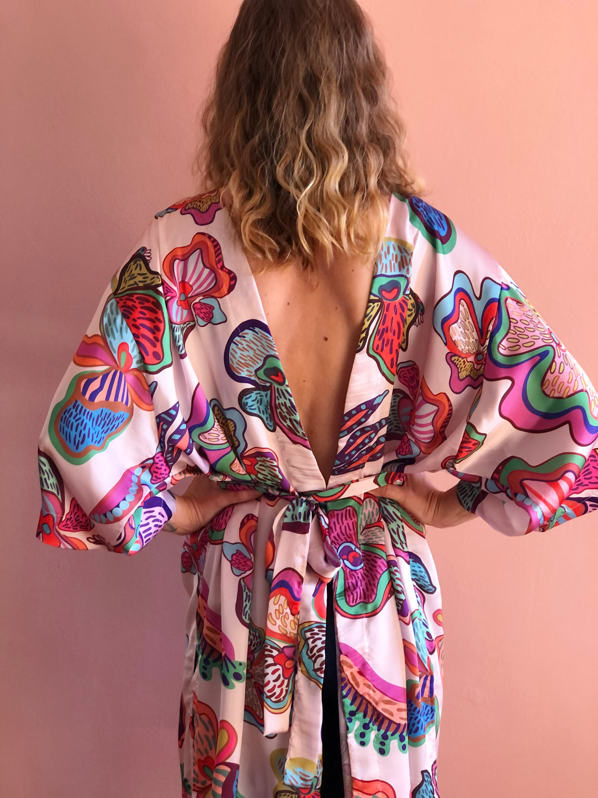 Wild Orchids Kimono 👘 Cream