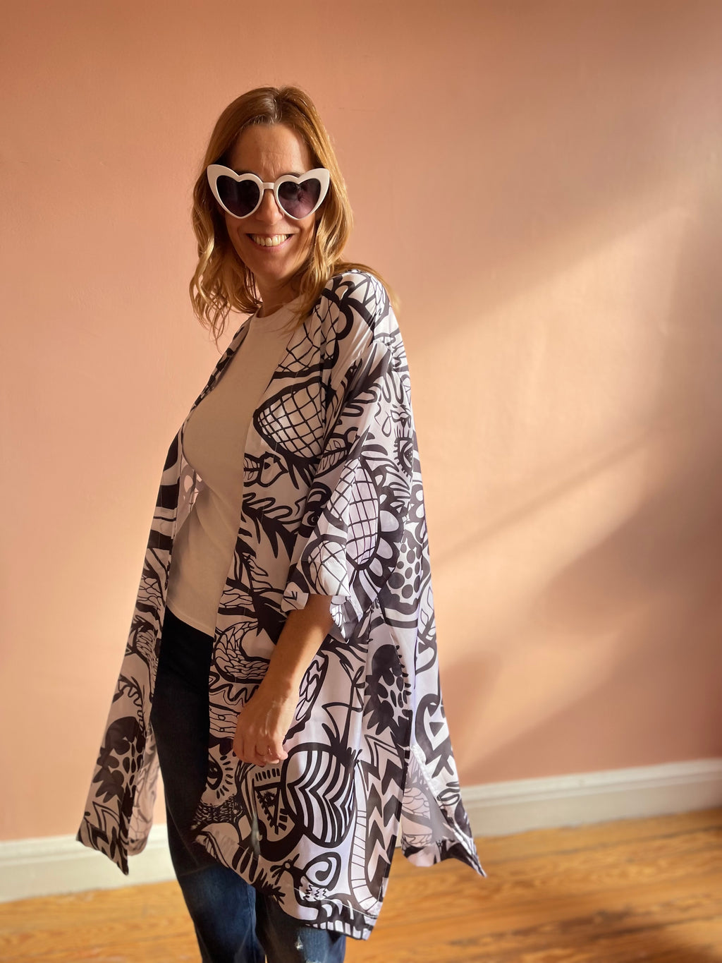 Magic Eye Kimono 👘 Black and White